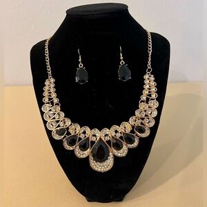 COPY - BEAUTIFUL 2 PIECE SET